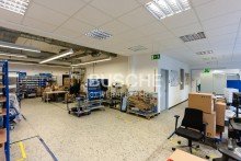 Lager/Produktion Coerm�hle || 713 m� Produktion-, Service-, B�rofl�chen || Frei ab sofort