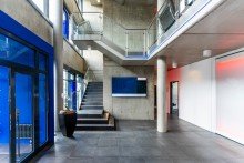 Eingangsbereich Johann-Krane-Weg || 563 m� B�ro || Staffelgeschoss mit Skylounge || moderne B�rofl�chen || ab sofort