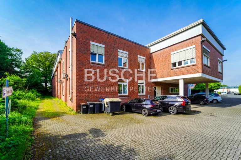 Au�enansicht M�nster Halle / Lager / Produktion MS-Mecklenbeck || 927 m� Lager-/Dienstleistungsfl�chen || frei ab 01.01.2026
