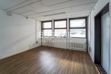 B�ro S�dviertel || 634 m� Gewerbefl�che || Schulungs-/ Praxisnutzung || viele Stellpl�tze || zu sofort