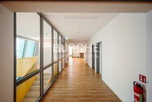 Verbindungsteil Winkelhausenstra�e || ca. 432 m� B�roeinheit || Exklusiver Zugang in der Etage|| Mega-Ausblick
