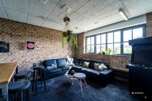 Couch Konfi Loftb�ro in Hafenn�he || ca. 700 m� || Industrie-Charme || klimatisiert