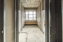 helle Flure AMARO Gesundheitszentrum | Individuell und charismatisch | Erstbezug nach Komplettsanierung