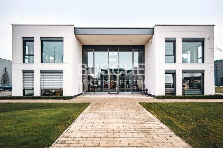 Au�enansicht Rheine B�rofl�che Rheine || 863 m� Gewerbeeinheit || 453 m� B�ro-, Showroom- und 410 m� Hallenfl�che || repr�sentativ