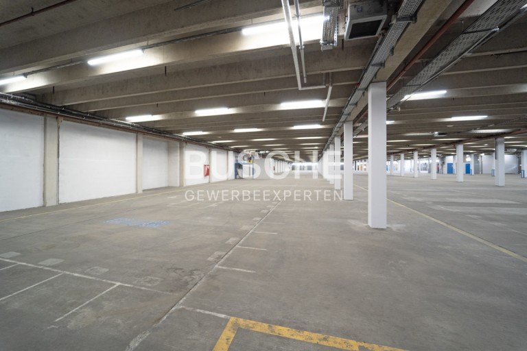 Innenansicht Osnabr�ck Halle / Lager / Produktion OS-Fleddern || 6.020 m� Logistikhalle || Rampen/Rolltore || frei ab sofort