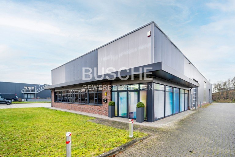 Au�enansicht Gronau Halle / Lager / Produktion Gronau || Produktionshalle mit B�rofl�chen|| 1.594 m� Produktions- und Lagerfl�che || 176 m� B�ro