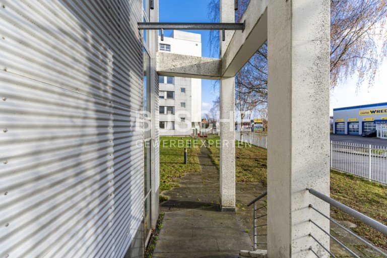Zugang Steinfurt B�rofl�che Steinfurt || Ca. 845 m� B�rofl�che || Optional Erweiterungsfl�chen || Frei ab sofort