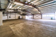 Innenansicht Greven || 480 m� Halle || Teek�che mit Einbauk�che || nahe B481 und B219 || Rolltor