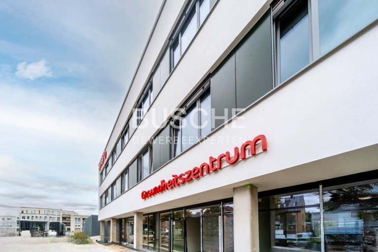 Fassade Detail Haltern am See Ladenlokal AMARO Gesundheitszentrum | Ladenfl�che | Nutzen Sie Synergieeffekte