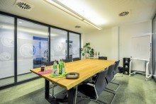 Besprechungsraum Technologiepark || 402 m� B�ro || offene Kommunikationsfl�che || 6 PKW-Stellpl�tze || ab sofort