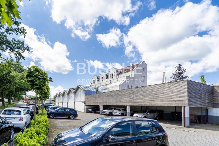 Aussenansicht Osnabr�ck B�rofl�che OS-Nahne || 820 m� B�ro/Schulungsfl�che || optional erweiterbar || frei ab sofort