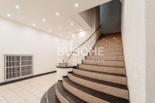 Treppenaufgang Kaufmanns Palais || ca. 1.250 m� B�rofl�chen || Ein ganzes Haus f�r sich ||  Kreative Welten m�glich