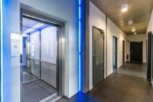 Aufzug Johann-Krane-Weg || 563 m� B�ro || Staffelgeschoss mit Skylounge || moderne B�rofl�chen || ab sofort