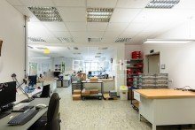 Lager/Produktion Coerm�hle || 713 m� Produktion-, Service-, B�rofl�chen || Frei ab sofort