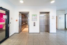 Aufzugsanlage Zentrum-Nord || 1.872 m� B�rofl�che || moderne Ausstattung || Parkhaus || teilbar ab 930 m�