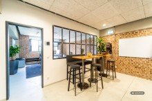 1. OG Mitte Loftb�ro in Hafenn�he || ca. 700 m� || Industrie-Charme || klimatisiert