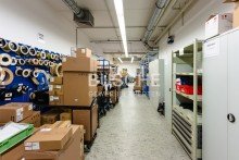 Lager/Produktion Coerm�hle || 713 m� Produktion-, Service-, B�rofl�chen || Frei ab sofort