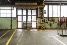 Anlieferung innen Gronau || 16.750 m� Halle inkl. Sozialr�ume || Ebenerdige Anlieferung ||  frei nach Vereinbarung