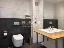 WC Heekweg || 219 m� B�ro-/Praxisfl�che || 7 B�ror�ume ||  Empfang || Landhausdielen